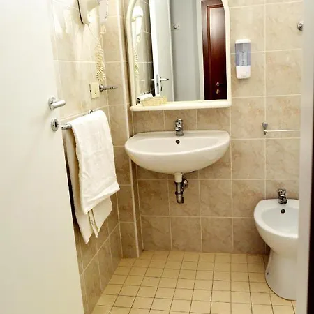 New Cirene Quadriple For 4 People Full Package Rimini