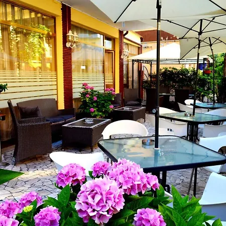 New Cirene Quadriple For 4 People Full Package * Rimini