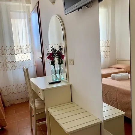 New Cirene Quadriple For 4 People Full Package Casa de hóspedes *