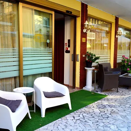New Cirene Quadriple For 4 People Full Package